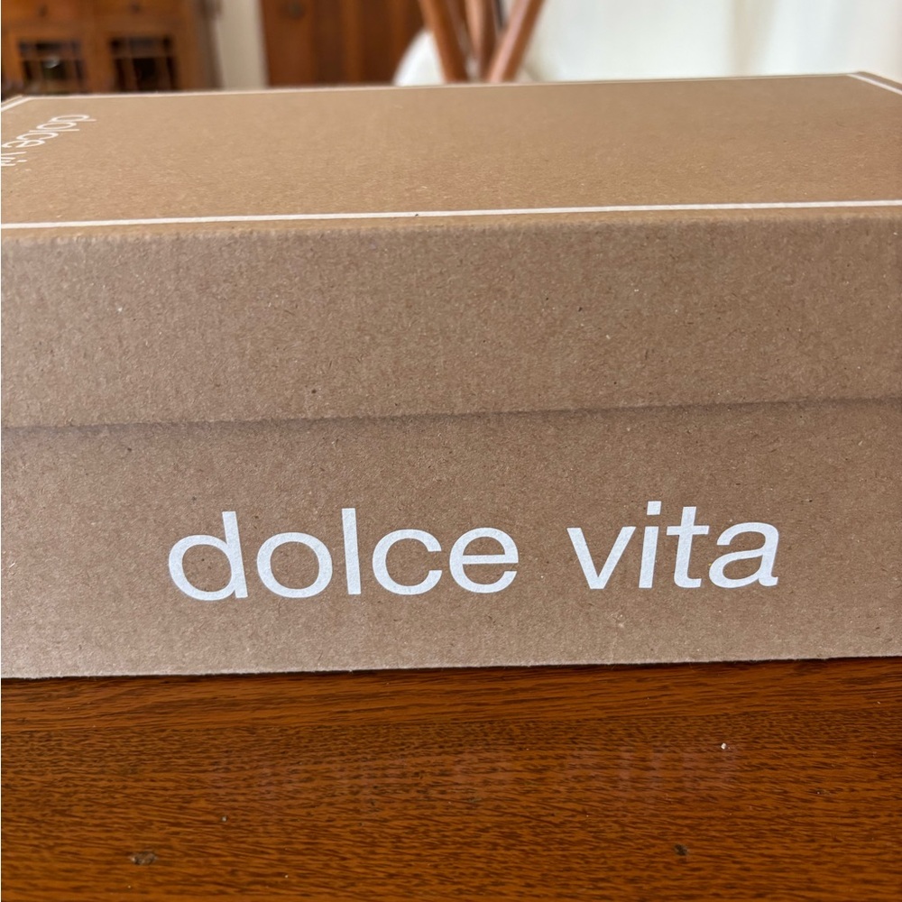 Dolce Vita Genora Slide Sandal - Picture 6 of 6